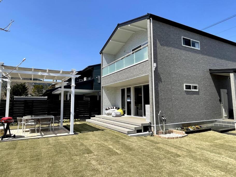 Mt. Fuji Kokoワンちゃんokの新築貸別荘 Fujikawaguchiko Exterior foto